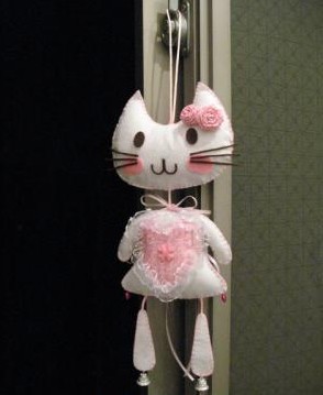 手工制作教程:不织布风铃猫咪